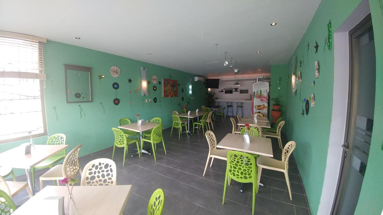 Hotel&Restaurante Flamboyan Higüey Exterior foto